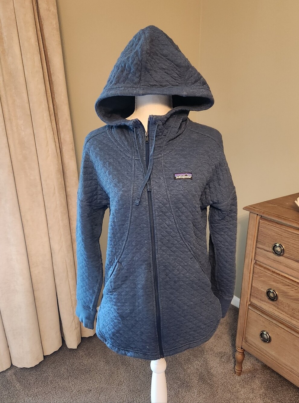 Patagonia Quilted Hooded Puffer Jacket - Navy Blue